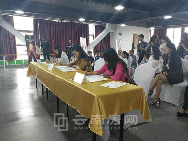 ����á������������ِ���(d��ng)�F(xi��n)��(ch��ng)