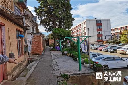 �c(di��n)ٝ���P���^(q��)��Ȫ�ֵ�СС���¼ܻݼ�1300�����